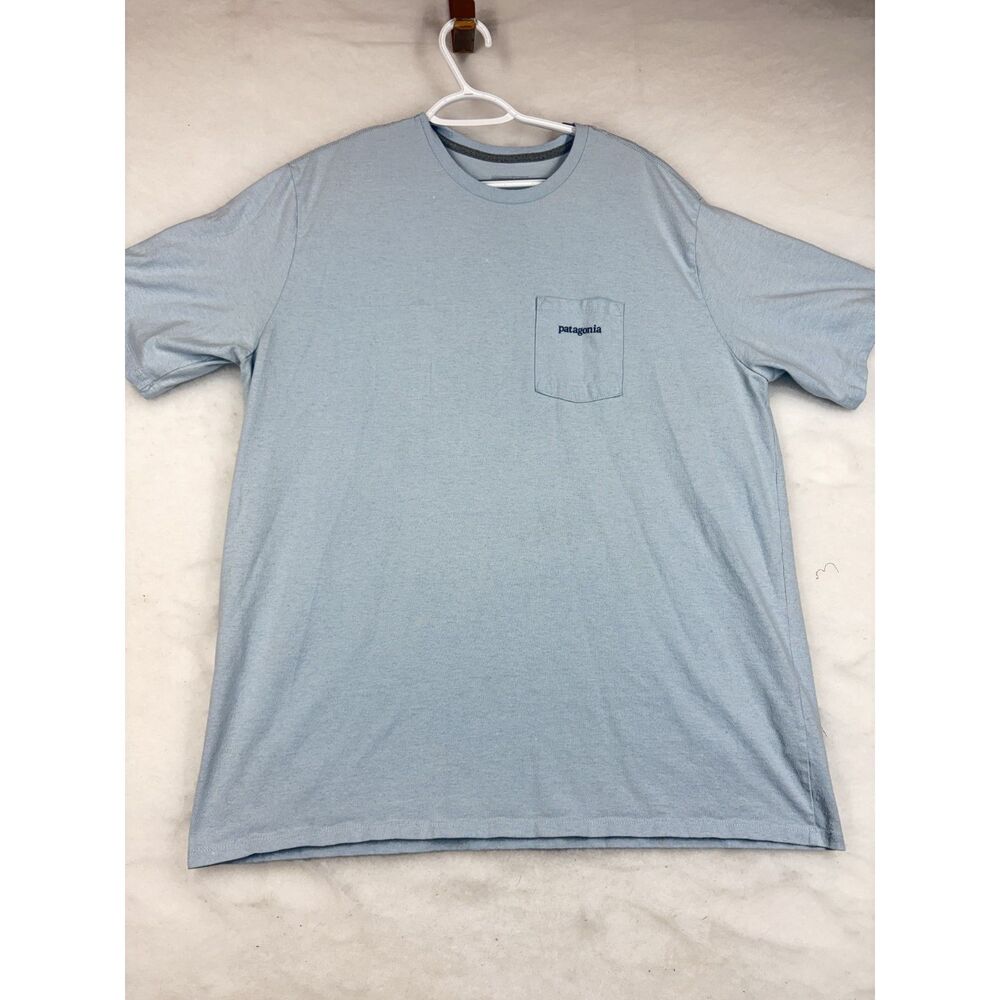 Patagonia Mens XL t shirt babyblue front & back design